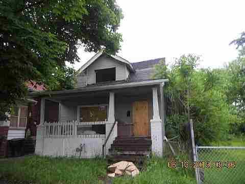 4022 Lemay (1)_m.jpg